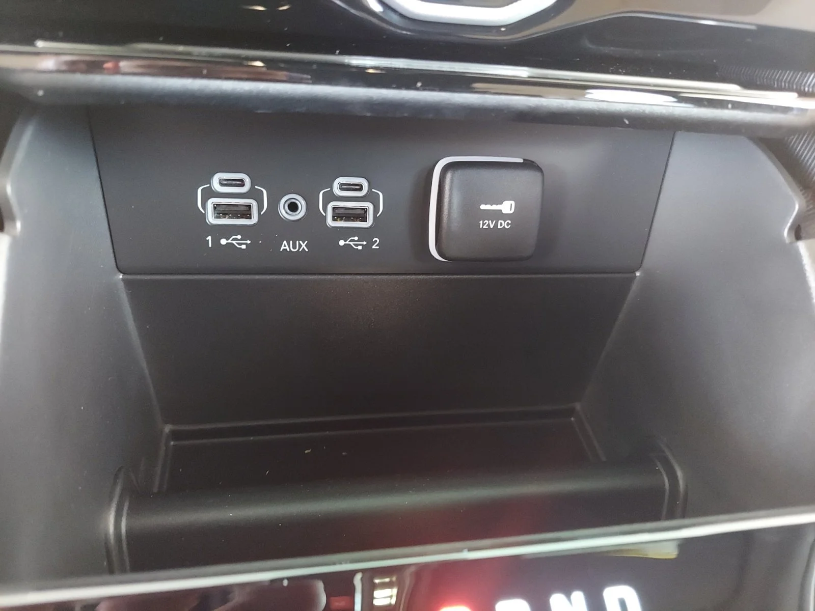 New 2026 Baltic Gray Metallic Clearcoat Jeep Limited image 20
