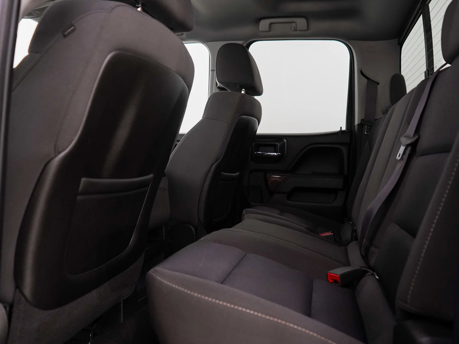 Used 2015 Iridium Metallic GMC 4WD Double Cab 143.5 SLE image 17