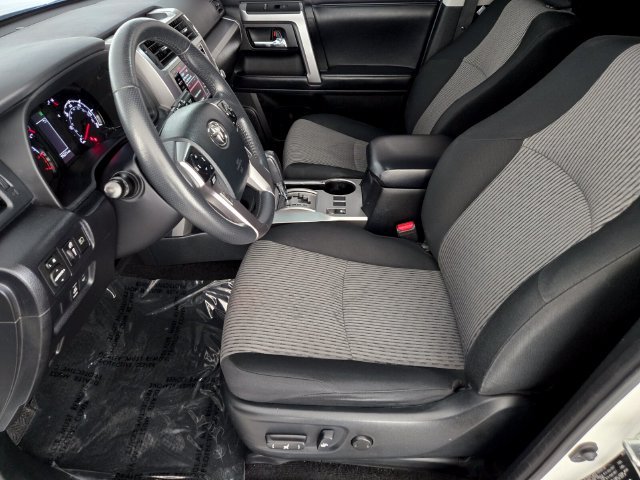 2023 Toyota 4Runner SR5 - Photo 10