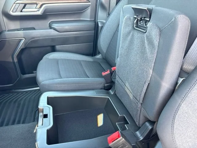 2024 Chevrolet Silverado 1500 LT - Photo 16