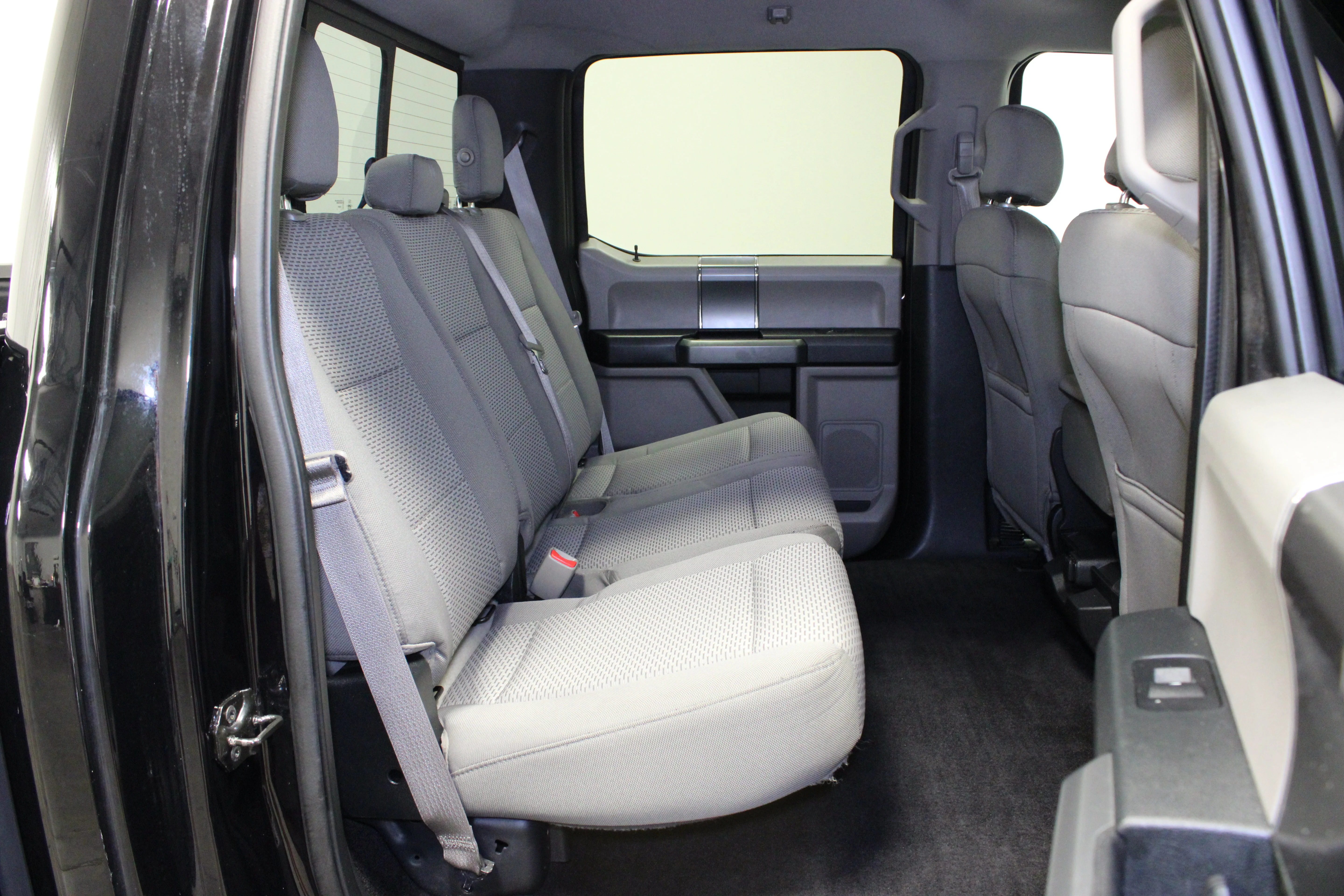 Used 2016  Ford XLT image 16