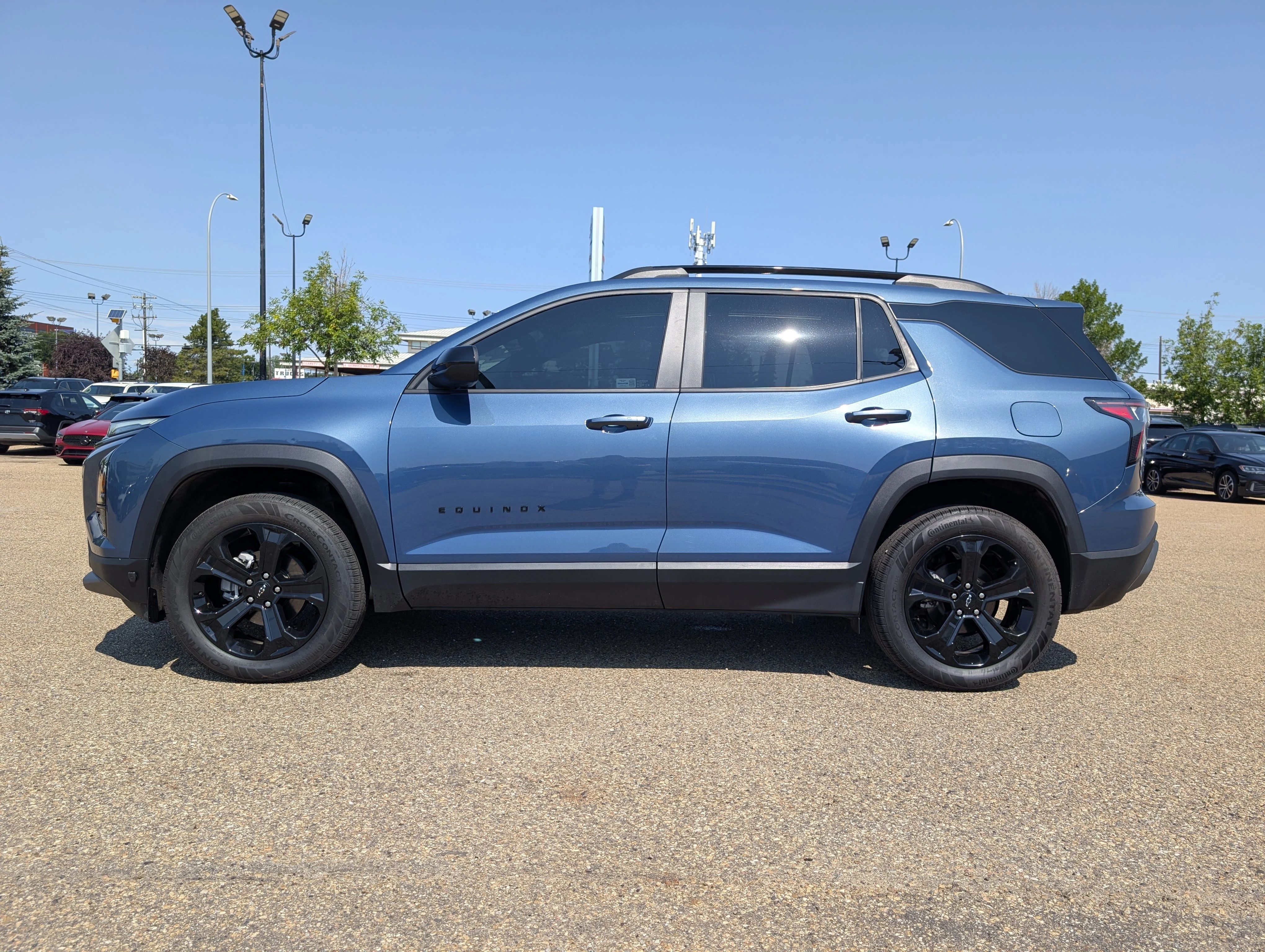 Used 2025 Lakeshore Blue Chevrolet AWD LT image 3