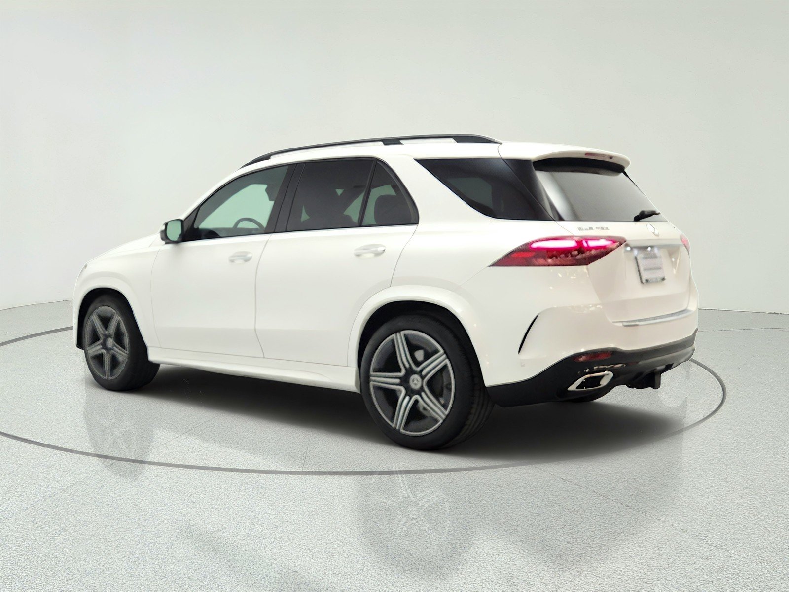 Certified Used 2026 Polar White Mercedes-Benz GLE 450 4MATIC® SUV image 7
