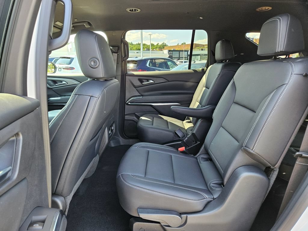 2026 Chevrolet Traverse LT - Photo 11