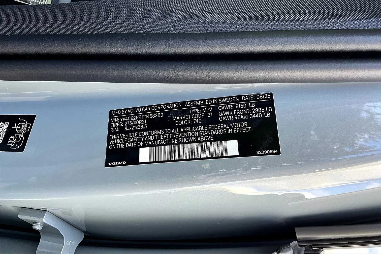 New 2026 Vapour Grey Volvo Plus image 12