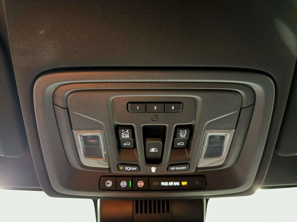 2025 Chevrolet Silverado 1500 ZR2 - Photo 22