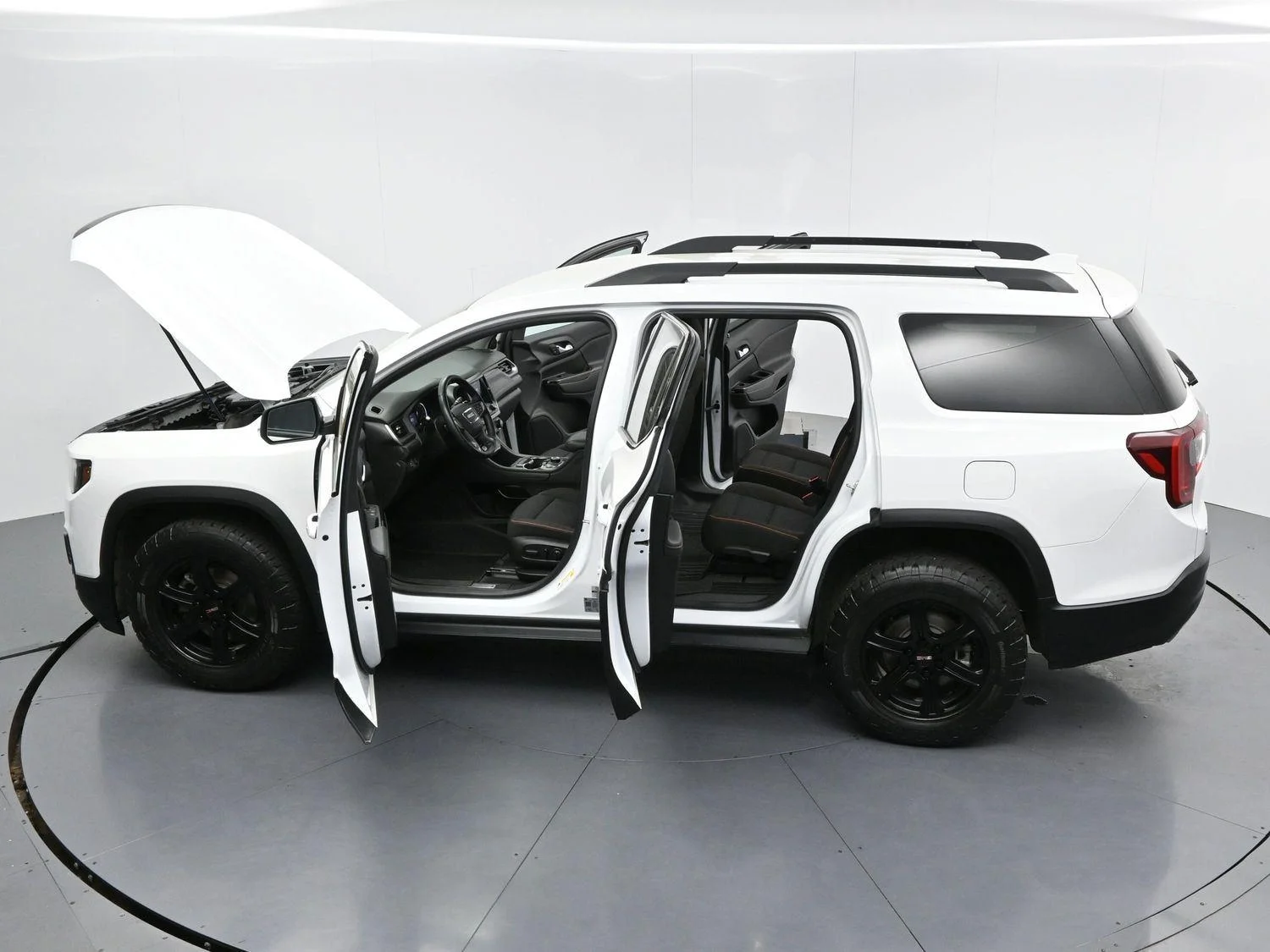 Used 2023 Summit White GMC AT4 image 41