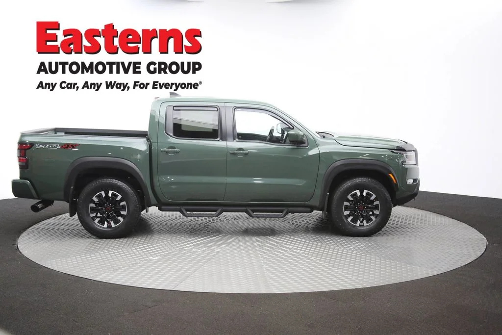 Used 2023 Green Nissan PRO-4X image 46