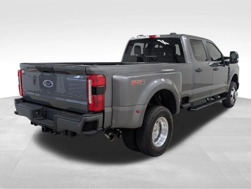 New 2026 Carbonized Gray Metallic Ford F-350® XL image 23