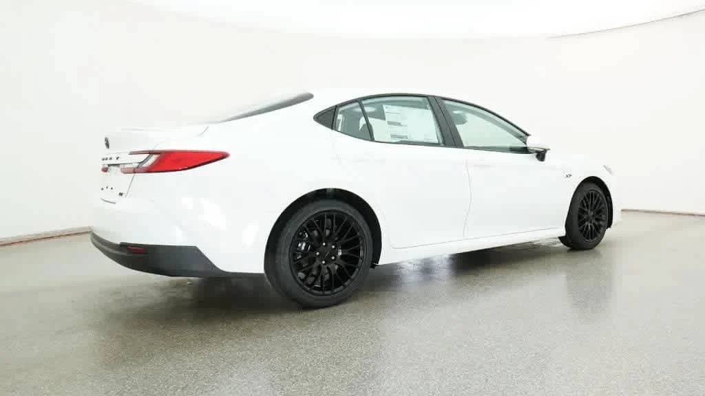 New 2026 Ice Cap Toyota LE image 25