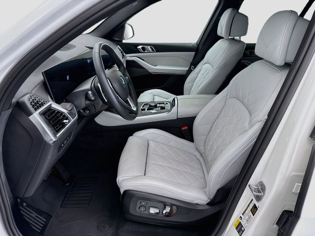 2026 BMW X5 50e - Photo 18
