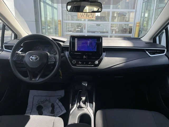 2025 Toyota Corolla LE - Photo 38