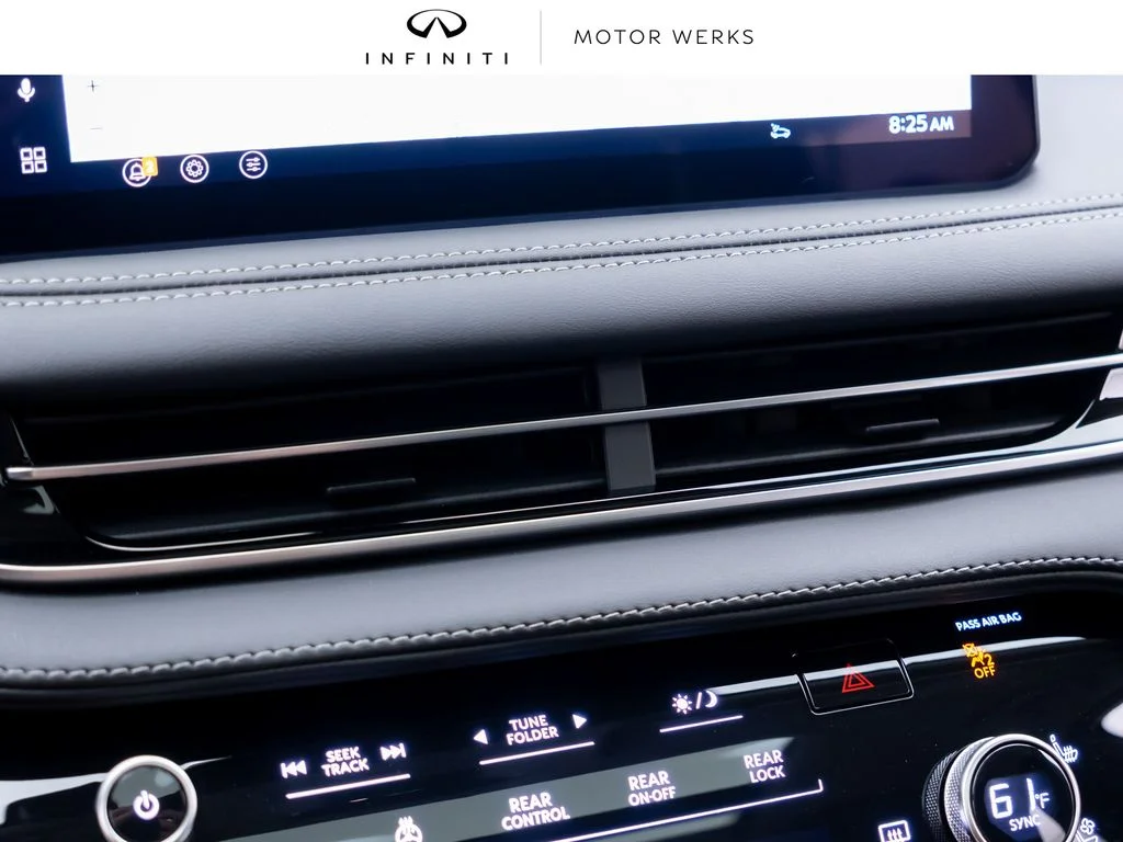 New 2027 DEEP EMERALD INFINITI Luxe AWD image 25