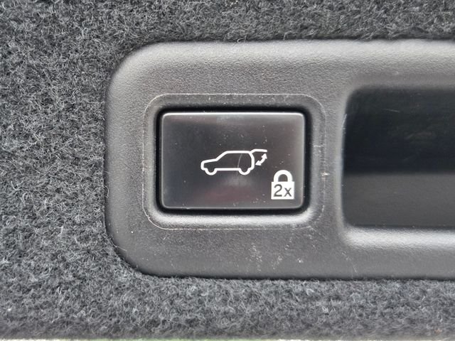 Used 2016 White Lexus 350 image 35