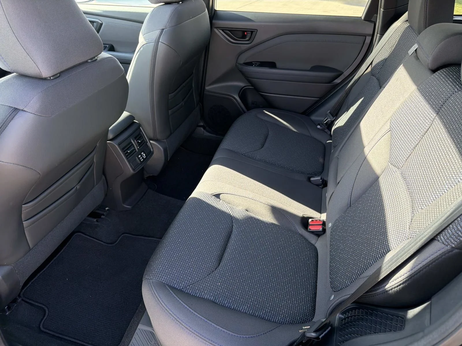 New 2026 MAGNETITE GRAY METALLIC Subaru Premium Hybrid image 5