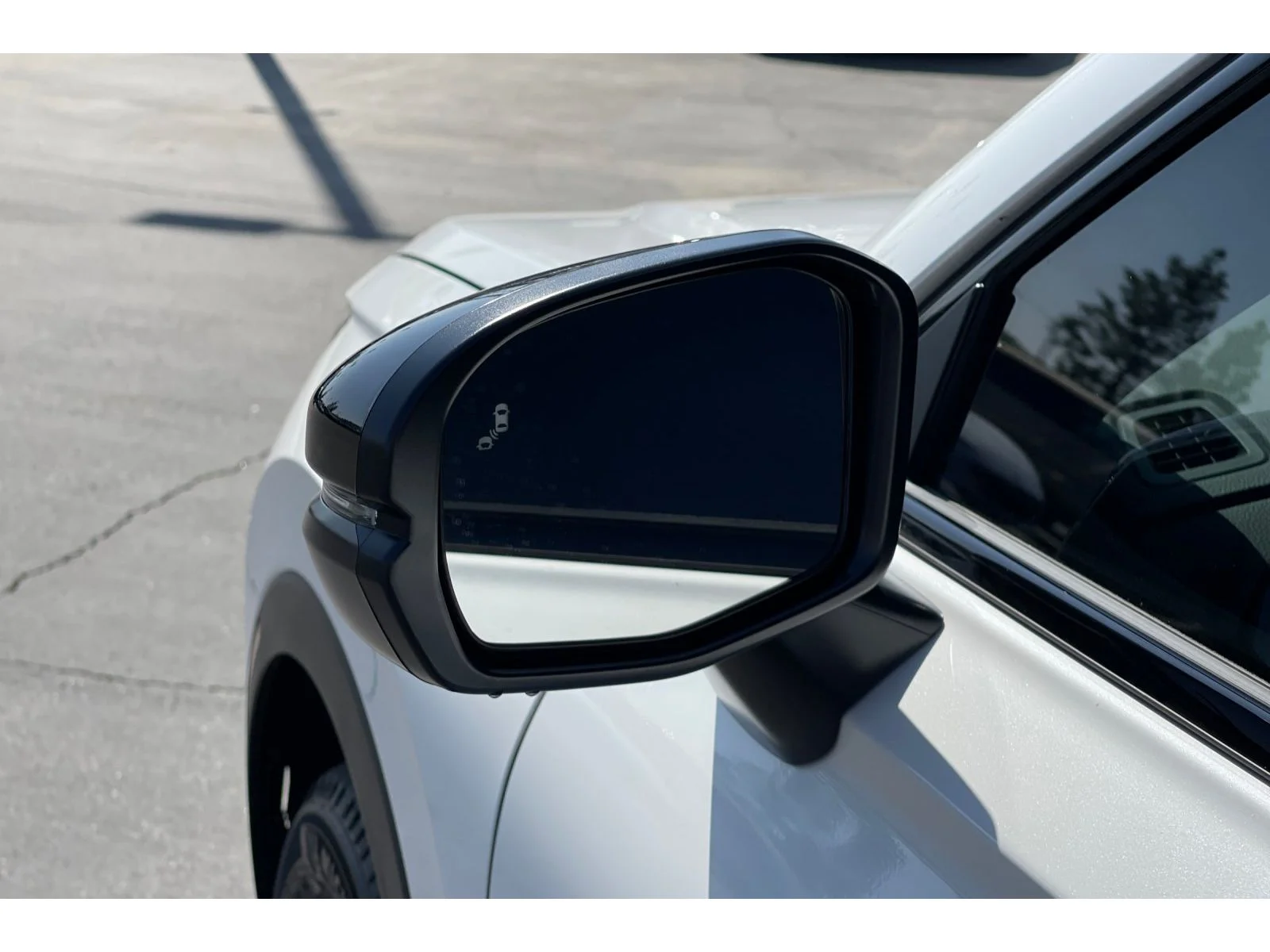 Used 2026 Platinum White Pearl Honda Sport Touring image 10