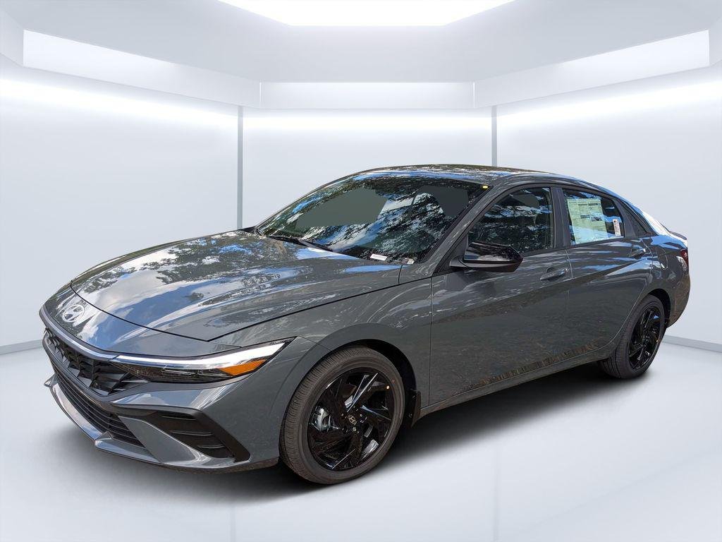 New 2026 Gray Hyundai SEL Sport Plus image 7