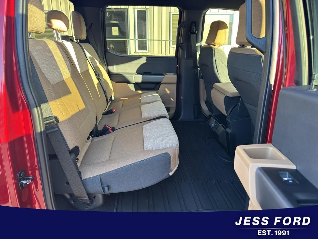 2026 Ford F-350 Super Duty XLT - Photo 17