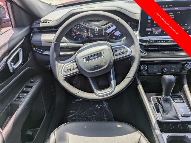 Used 2025 Red Jeep Latitude image 17