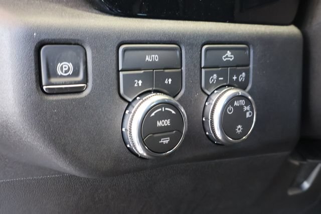 New 2026 Summit White GMC SLE image 23