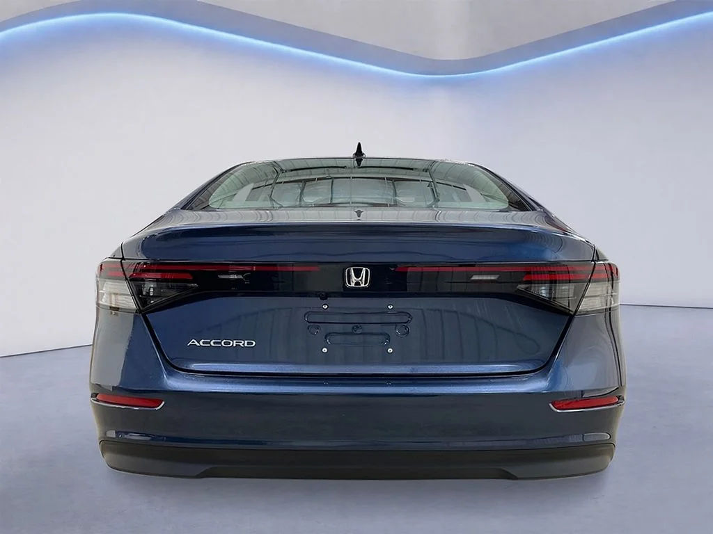 New 2026 Canyon River Blue Metallic Honda SE image 4