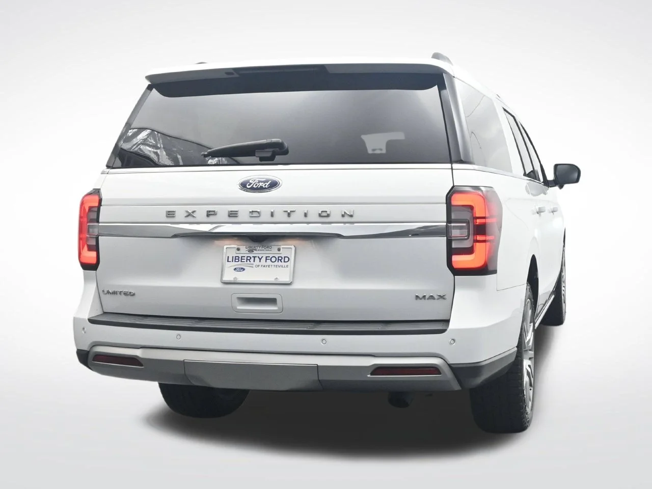 Used 2023 Oxford White Ford Limited image 7