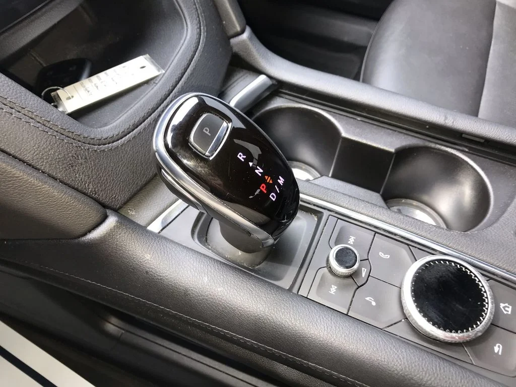 Used 2021 White Cadillac Premium Luxury image 19