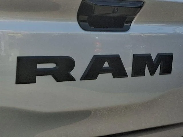 New 2026 Silver Zynith Exterior Paint RAM Big Horn/Lone Star image 11