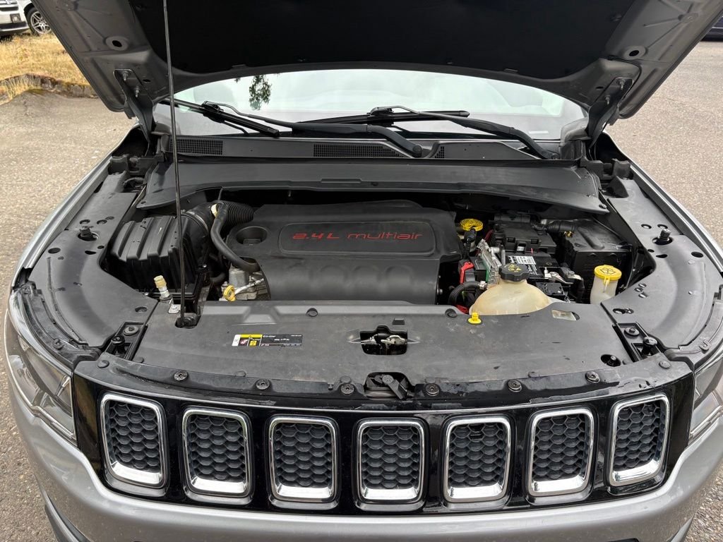 Used 2017 Billet Silver Metallic Jeep Sport image 23