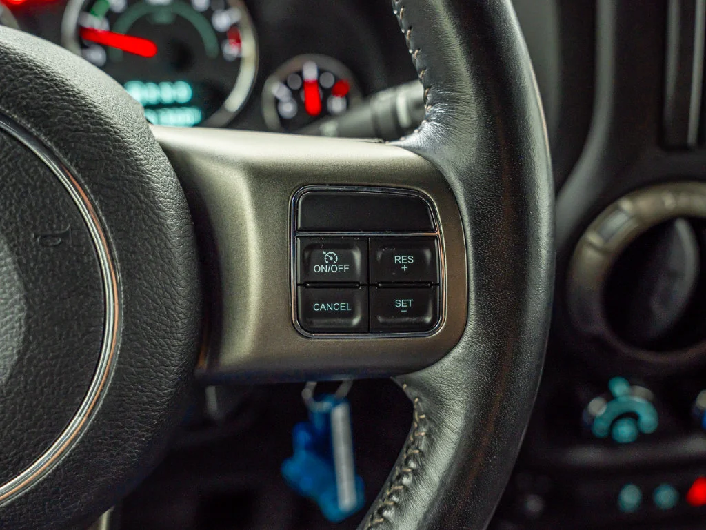 Used 2018 Rhino Clearcoat Jeep Unlimited Sport image 18
