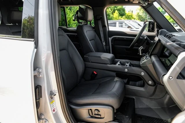 New 2026 Borasco Grey Land Rover X-Dynamic SE image 44