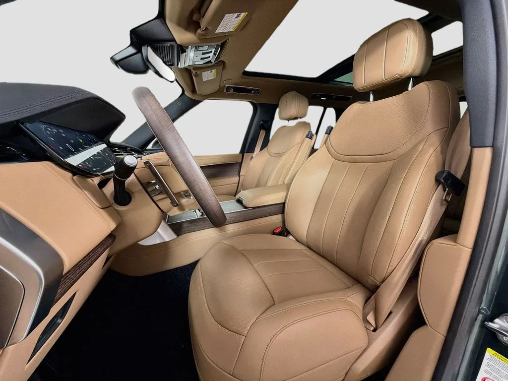 New 2026 Belgravia Green Land Rover SE PHEV image 22
