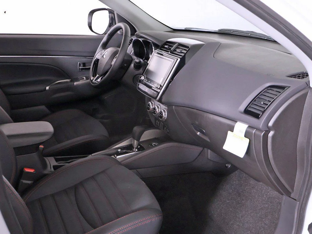 2026 Mitsubishi Outlander Sport SE - Photo 22