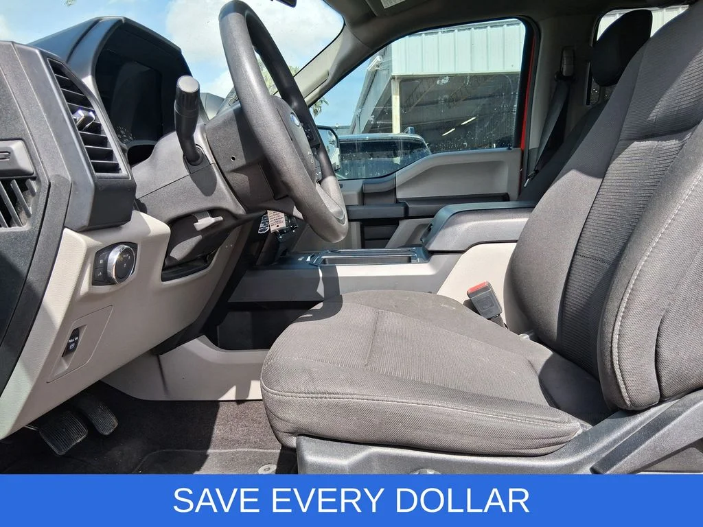 Used 2018 Red Ford XL image 14