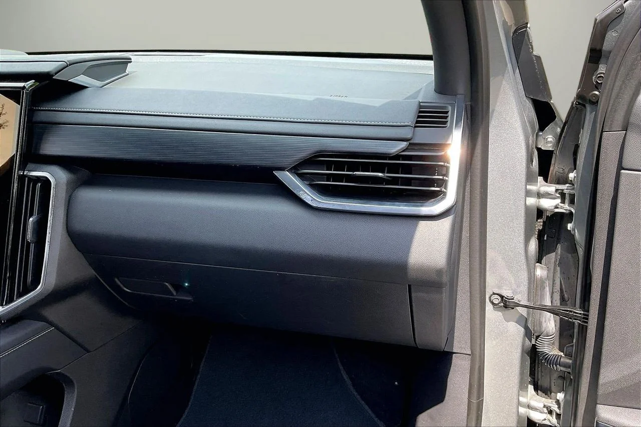 Certified Used 2025 Silver GMC Elevation image 20
