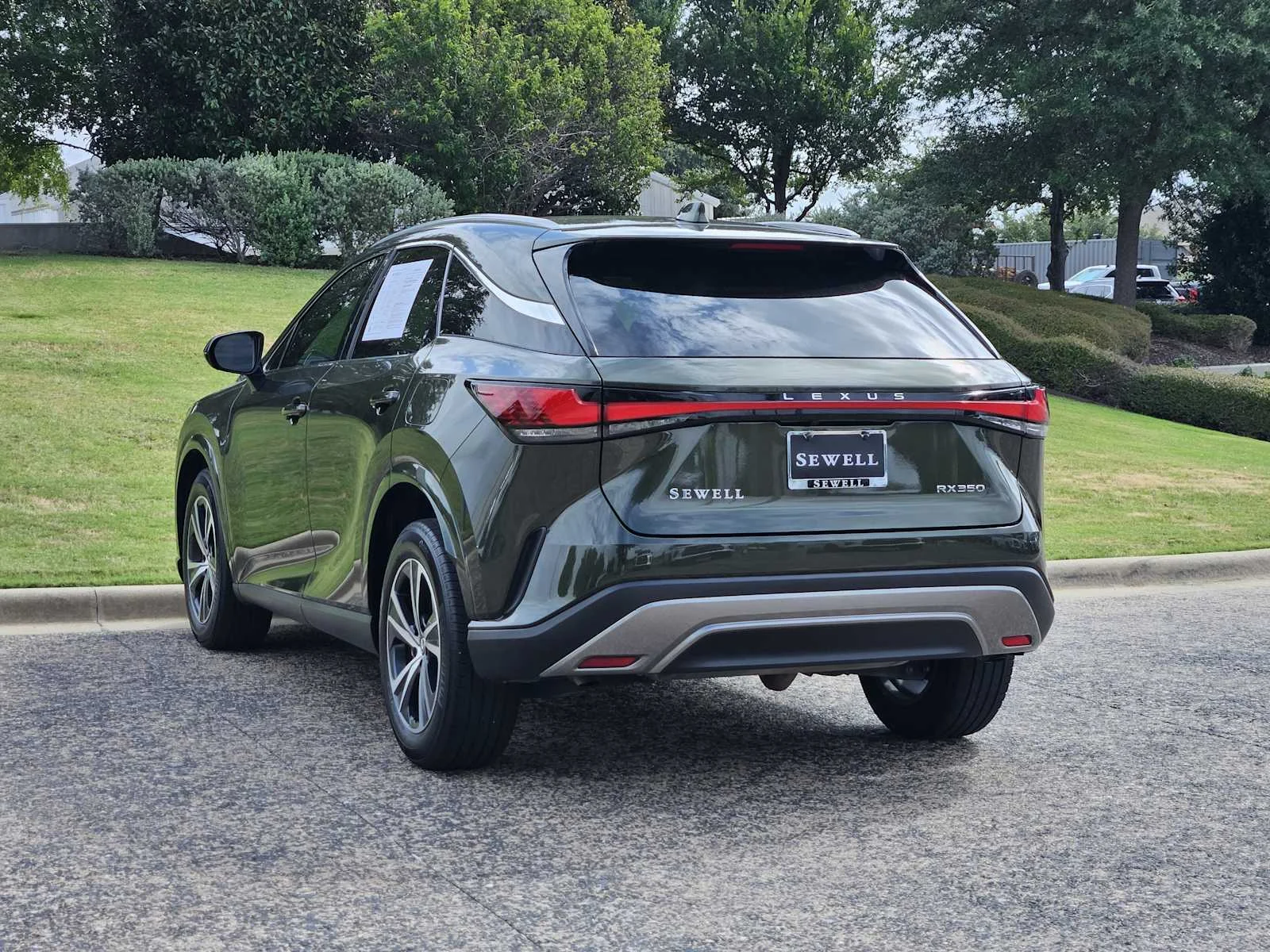 Certified Used 2025 NORI GREEN PEARL Lexus Premium image 3