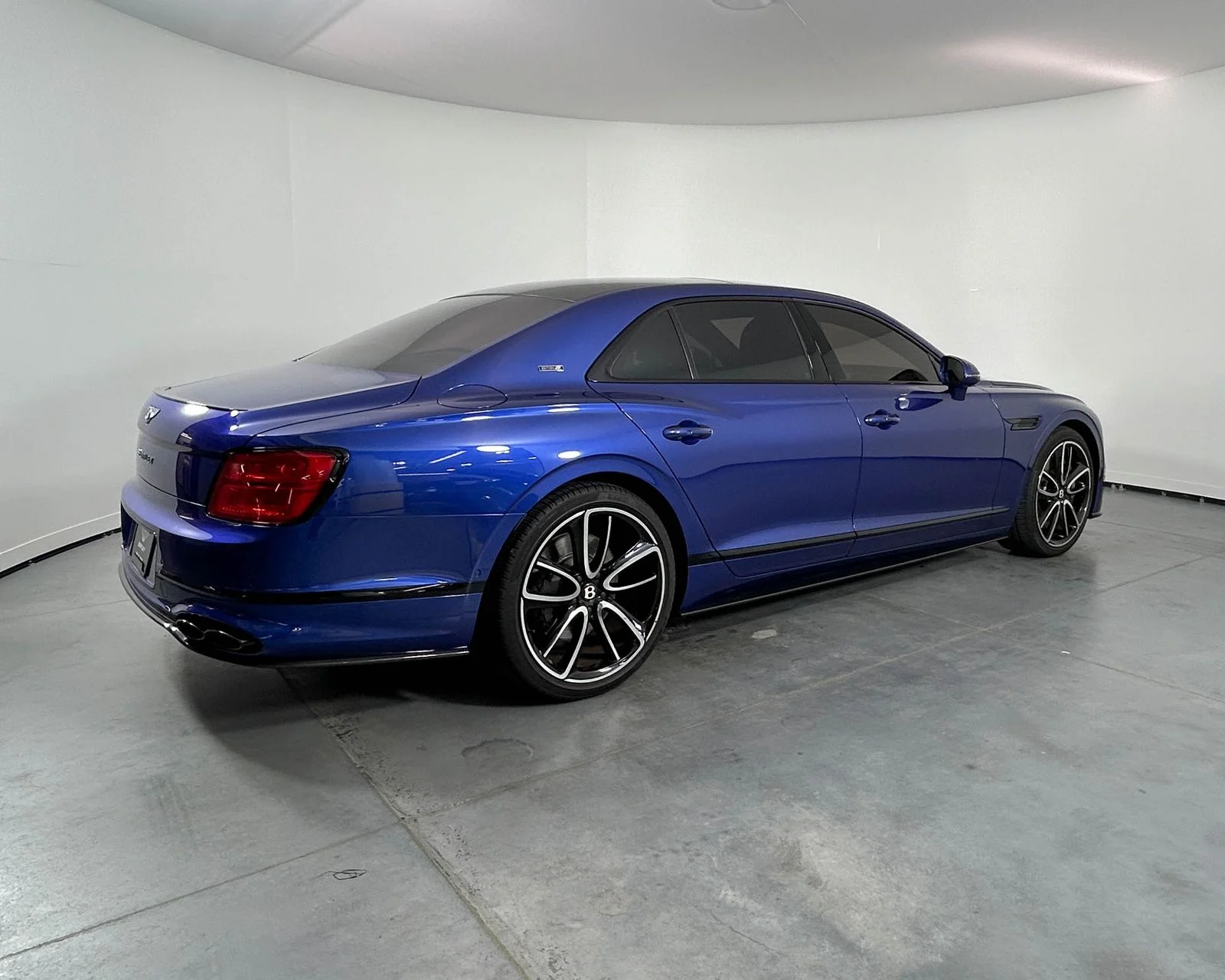 2024 Bentley Flying Spur Mulliner - Photo 9