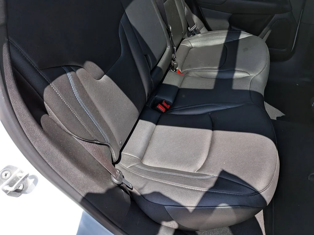 Used 2025 White Jeep Limited image 26