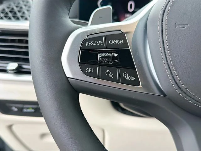 New 2026 Skyscraper Grey Metallic BMW xDrive50e image 38