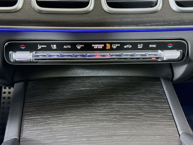 Used 2026  Mercedes-Benz GLS 450 image 16