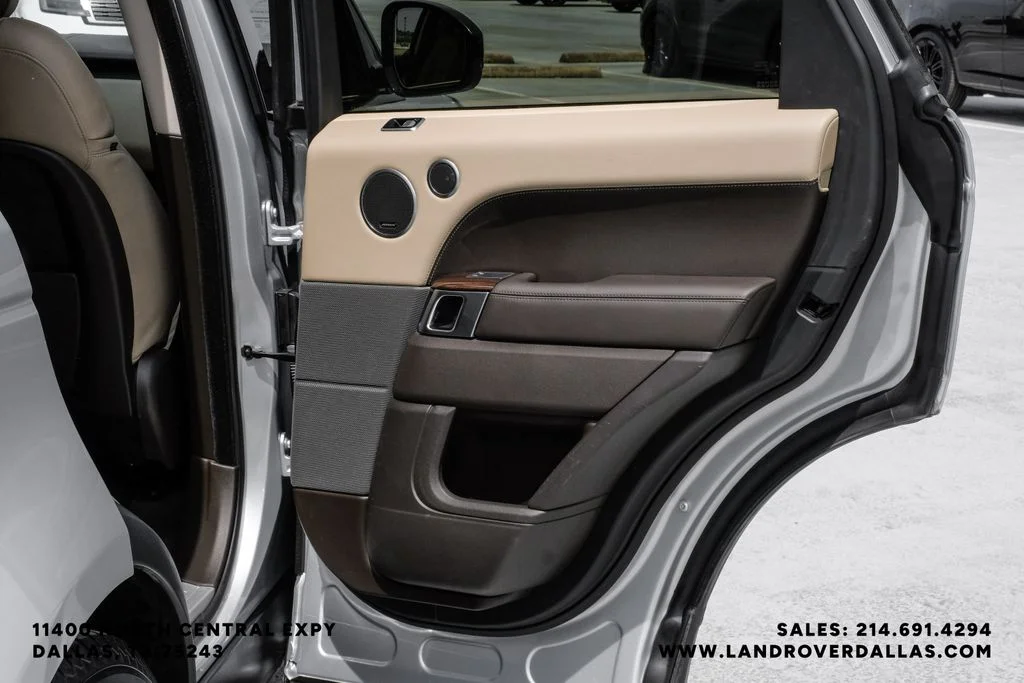 Used 2019 Silver Land Rover HSE image 51