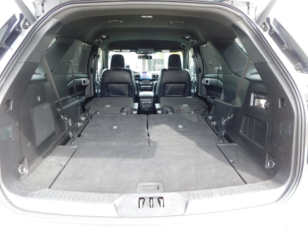 Used 2021 Silver Ford ST image 33