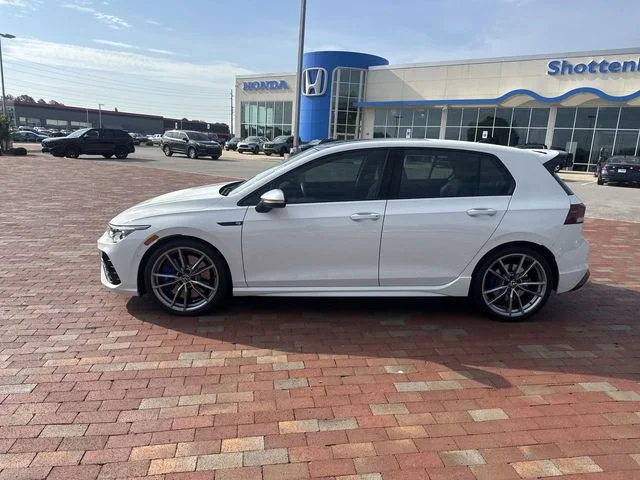 Used 2024 White Volkswagen 2.0T image 3