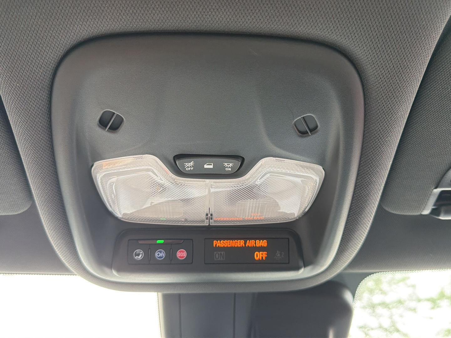 Used 2023 Summit White Chevrolet ACTIV image 20