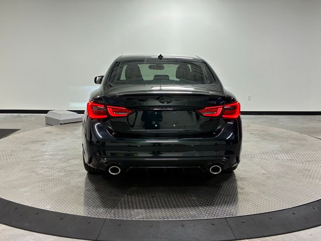 Used 2024 Black Opal Metallic INFINITI Red Sport 400 image 6