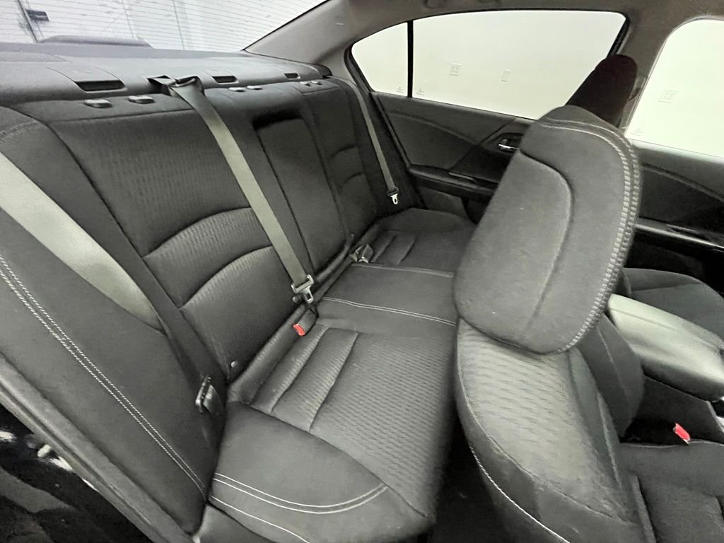 Used 2015 Alabaster Silver Metallic Honda Sport image 34