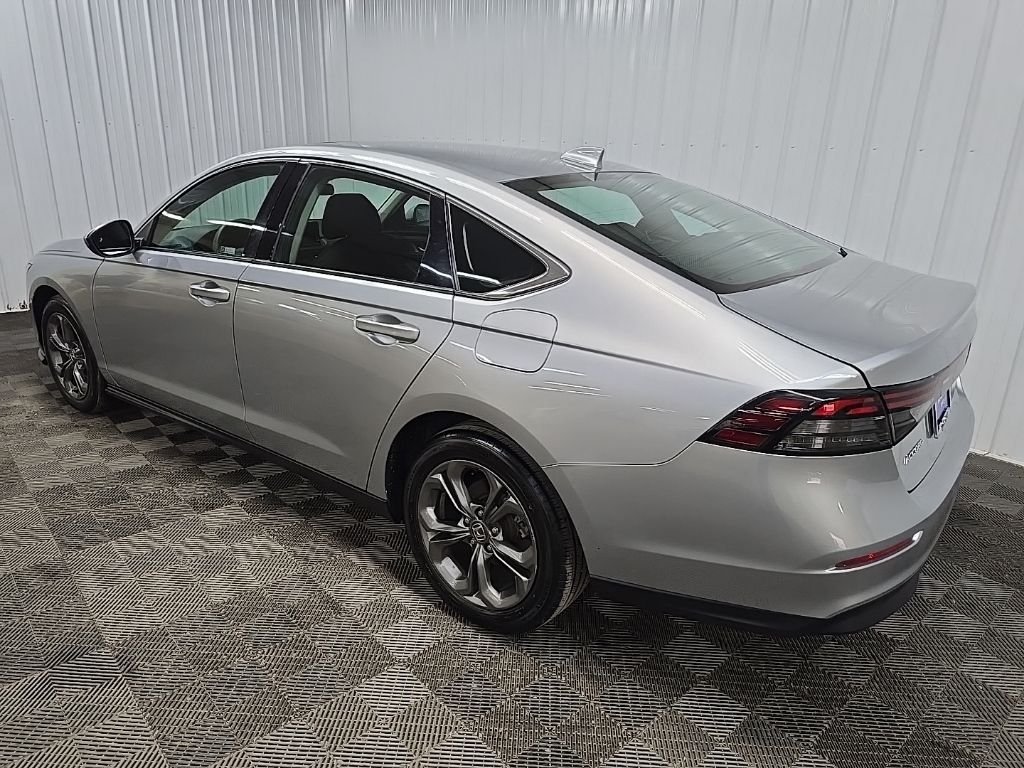 Used 2023 Gray Honda EX image 9