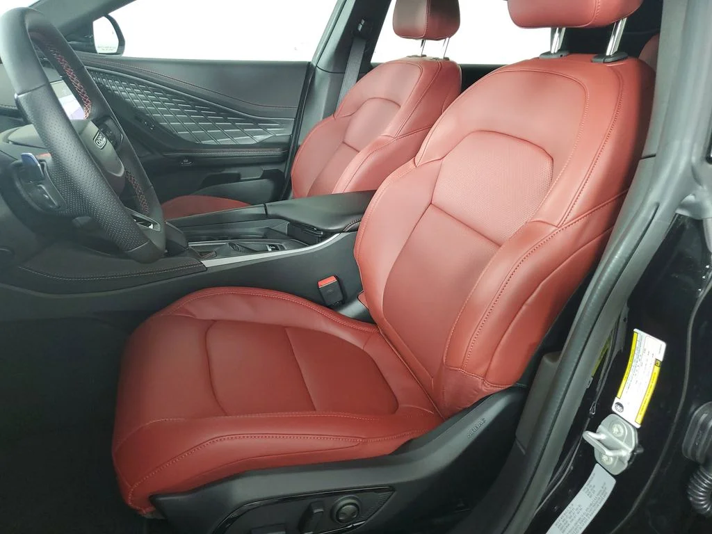 New 2026 Diamond Black Crystal Pearlcoat Dodge R/T Plus image 12