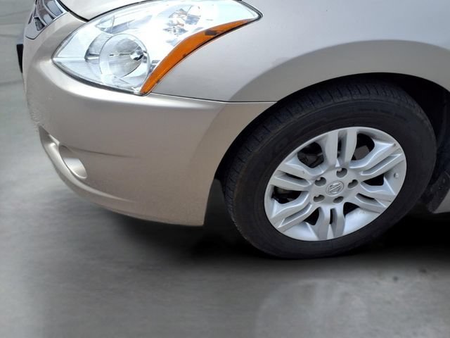 Used 2011  Nissan 2.5 S image 19