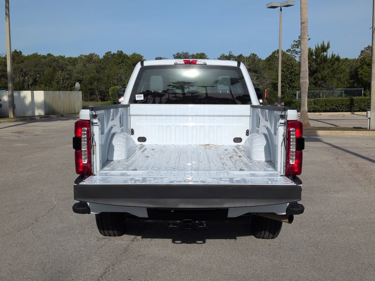 Used 2024 Oxford White Ford XL image 12
